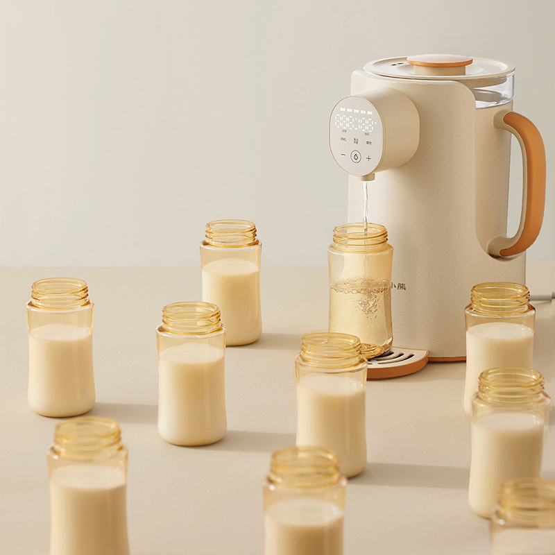 Dispenser penghangat air instan untuk formula bayi