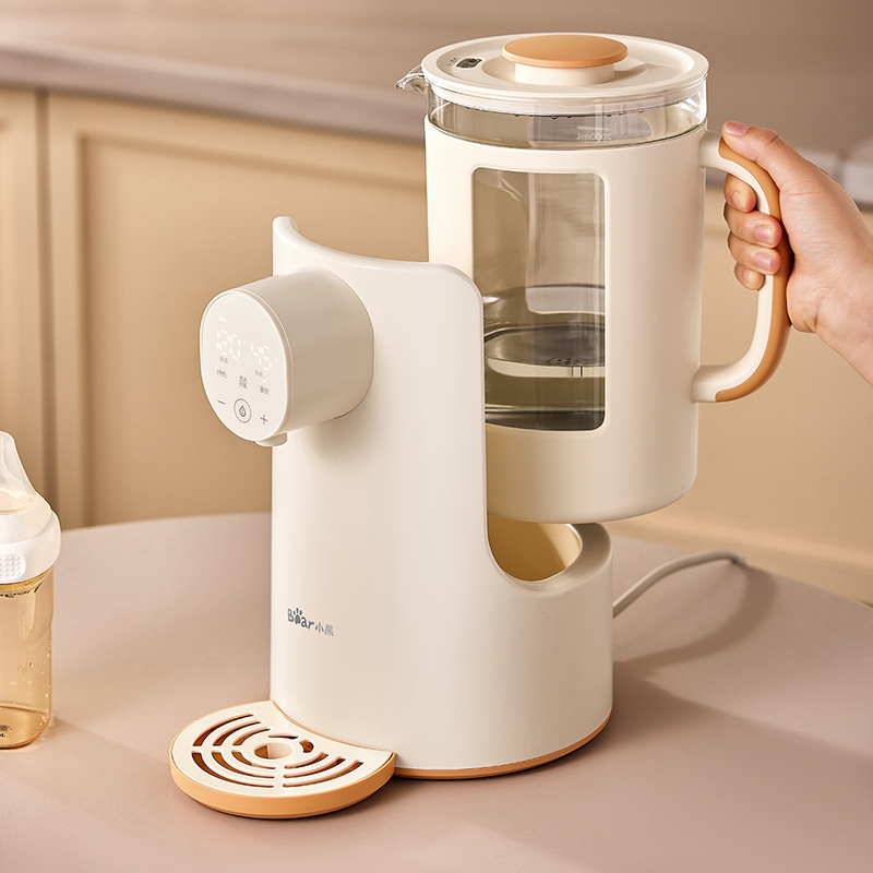 Dispenser penghangat air instan untuk formula bayi