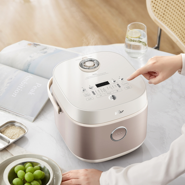 Tanggul nasi dengan pegangan portabel